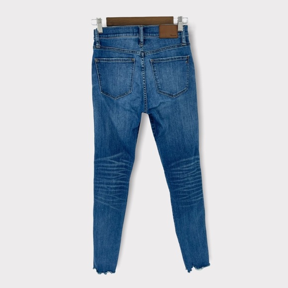 Madewell 9" High Rise Rip and Repair Skinny Jeans in Allegra Wash - Picture 3 of 8